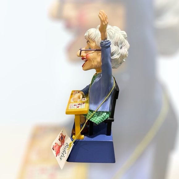 Cute 2004 Biddy’s “Bingo” Old Lucky Lady Figurine - Picture 5 of 5